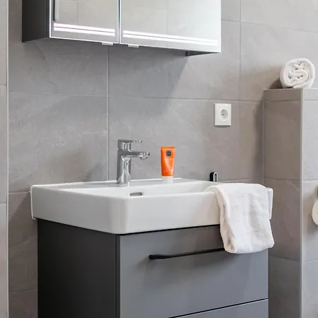 8 Appartement *